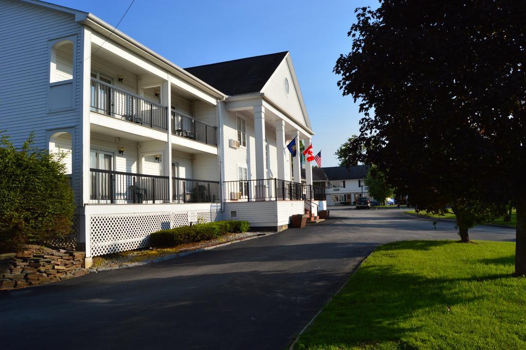New World Inn Барр Екстер'єр фото