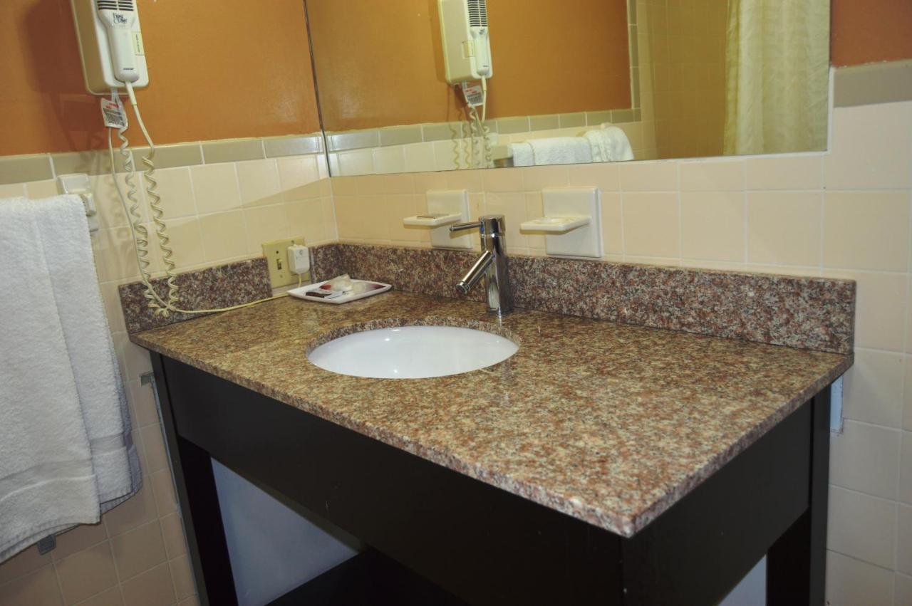 New World Inn Барр Екстер'єр фото